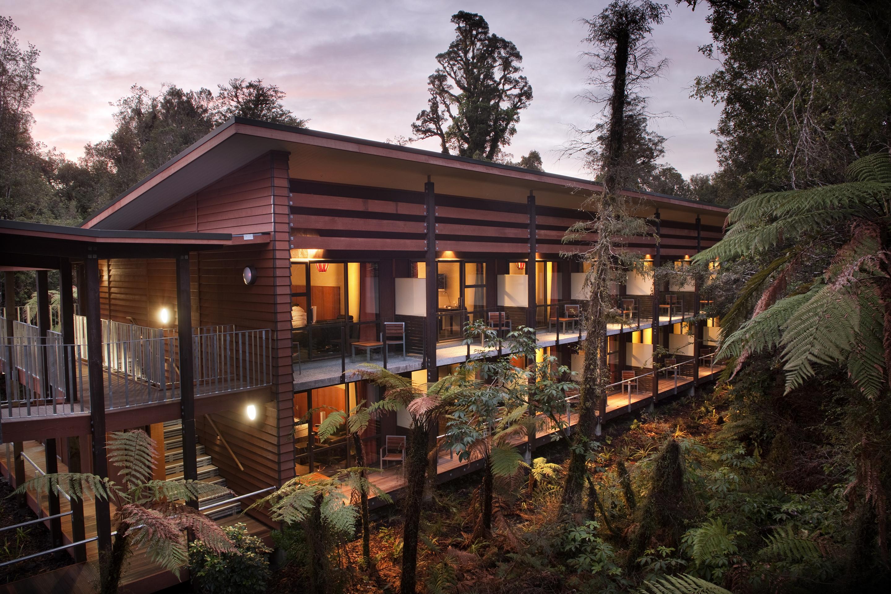 Legacy Te Waonui Hotel Franz Josef Exterior photo