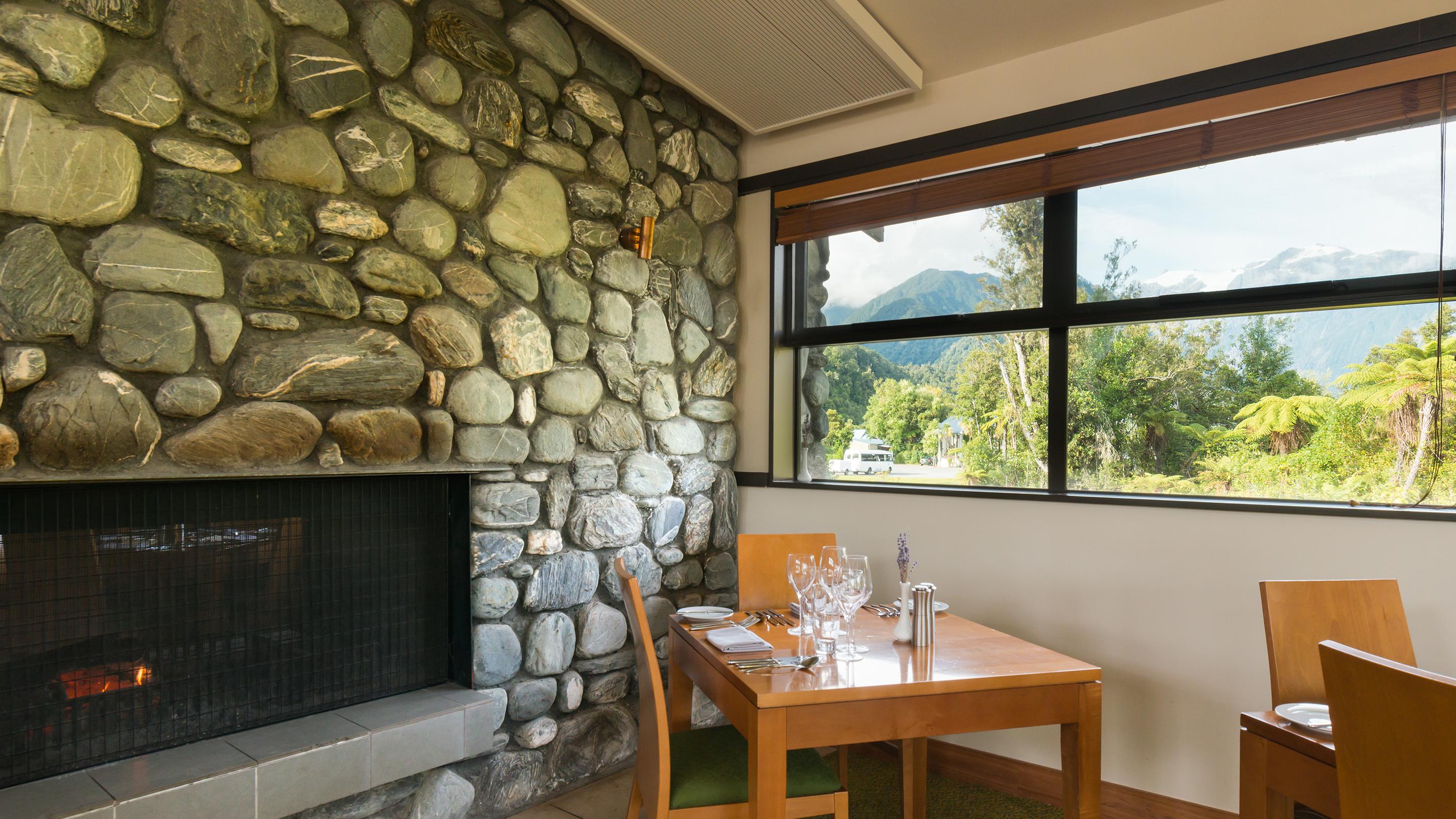 Legacy Te Waonui Hotel Franz Josef Restaurant photo