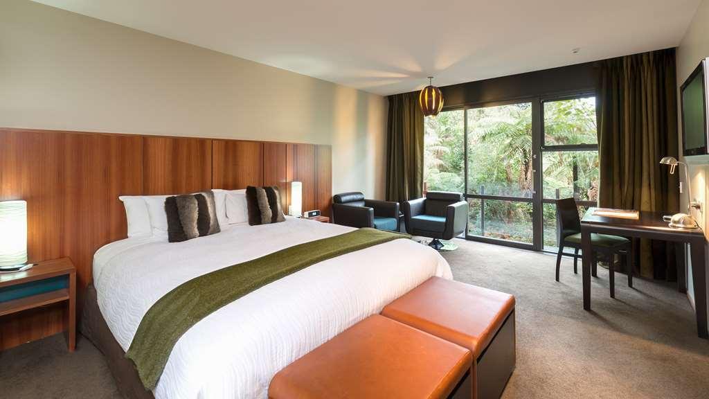 Legacy Te Waonui Hotel Franz Josef Room photo
