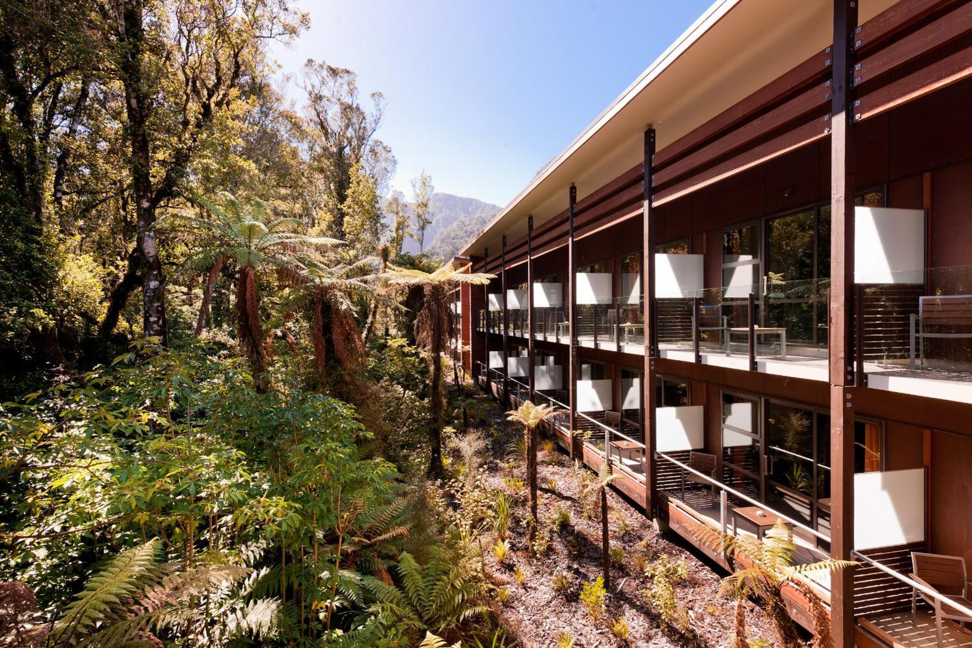 Legacy Te Waonui Hotel Franz Josef Exterior photo