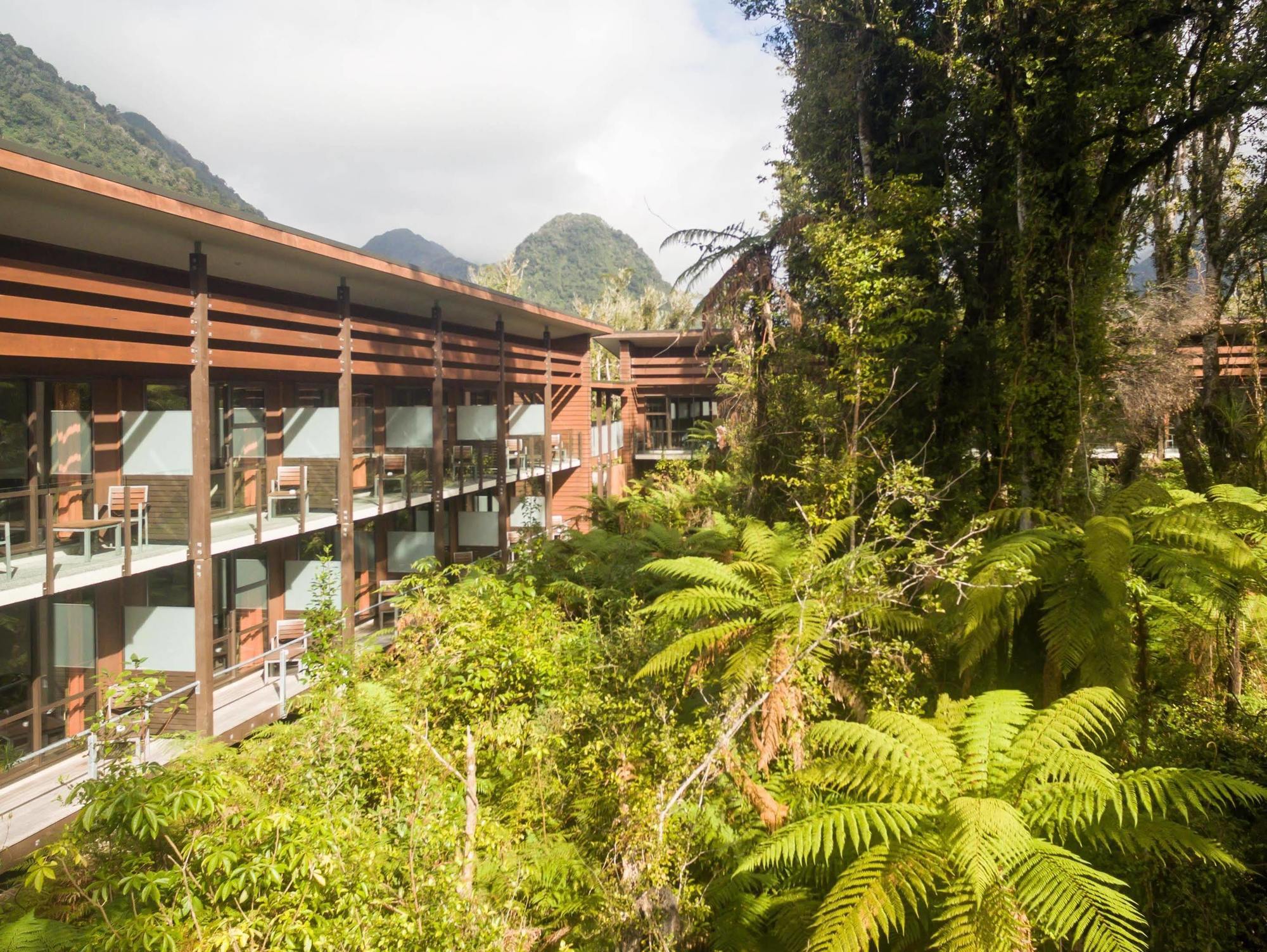 Legacy Te Waonui Hotel Franz Josef Exterior photo